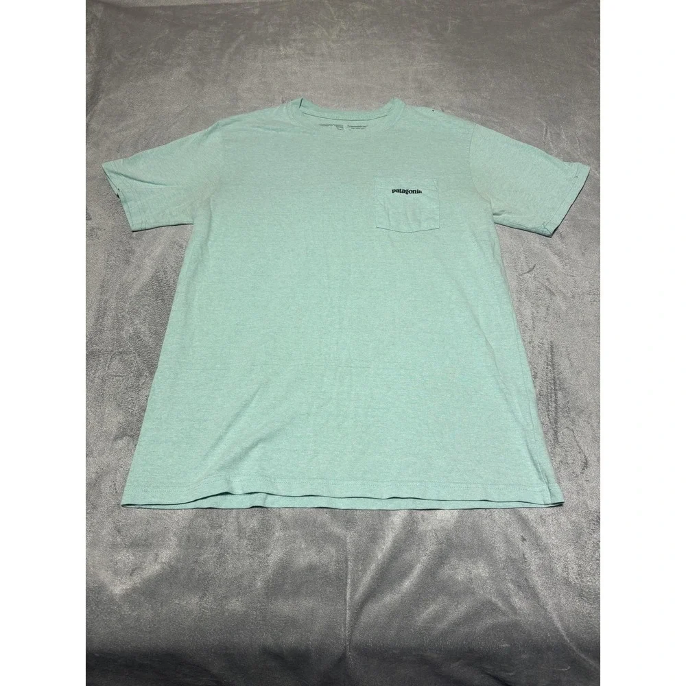 Patagonia Men Size M Reg Fit Green P-6 Logo Pocket Responsibili-Tee 39178